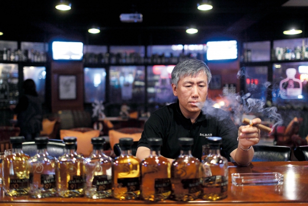 这些隐秘的威士忌吧-三联生活周刊