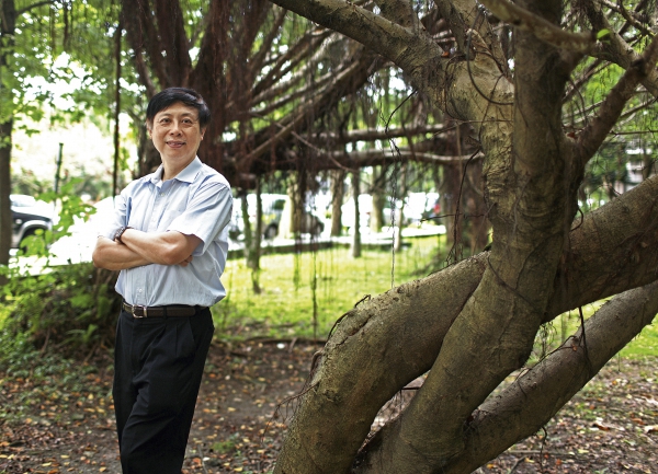 北中央研究院近代史所所长、研究员黄克武(