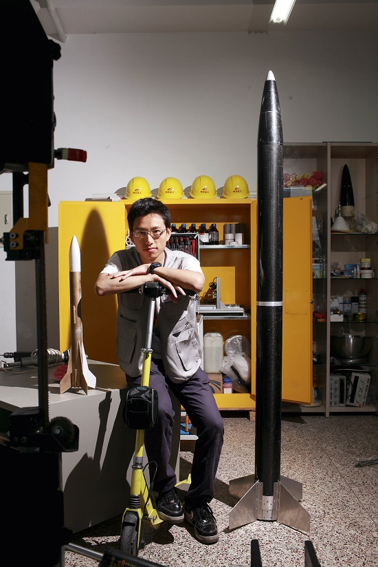 翎客航天合伙人之一严丞翊