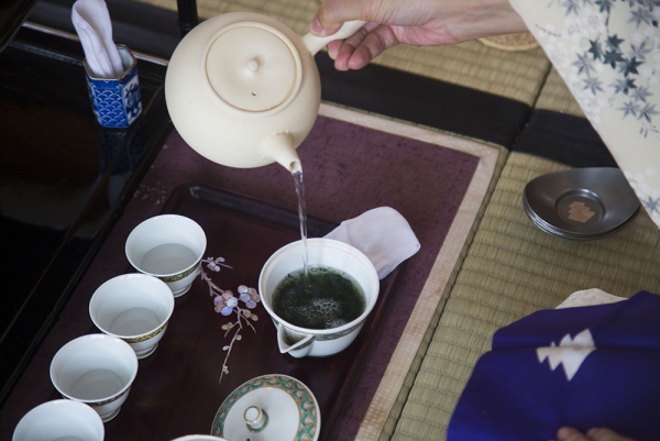 留此清凉：小笠原流煎茶道八月茶会_三联生活周刊