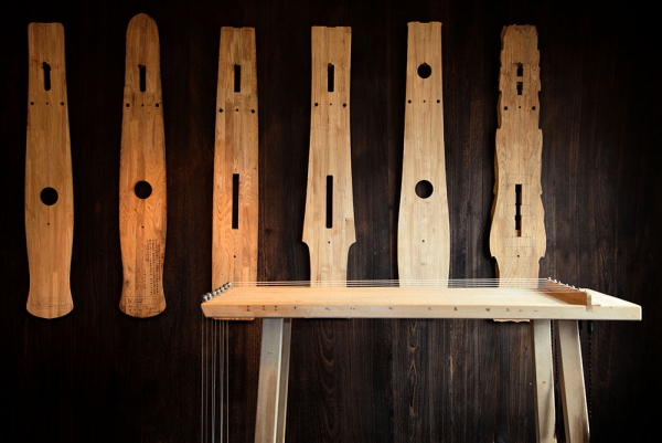 古琴与当代元素的碰撞——访斫琴家王鹏_三联生活周刊