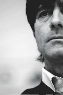 巴洛特利的发型和勒夫的衬衫欧洲杯中的时尚角色