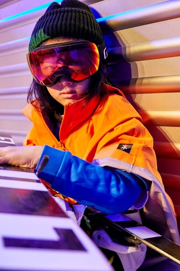 《艾伦秀》中以街舞惊艳世界的小蘑菇李梓琪两届wrd世界轮舞大赛冠军