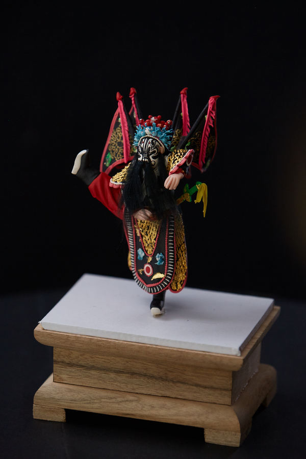 经济 前沿 > 正文 面塑是郎佳子彧的一种表达方式,"就像发朋友圈一样"